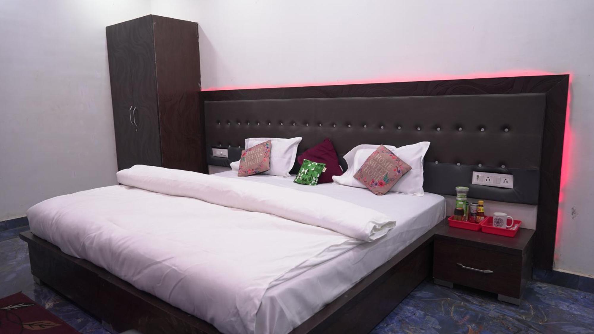 Rajmahal Resort Banquet Hall And Hotel Patna  Eksteriør billede